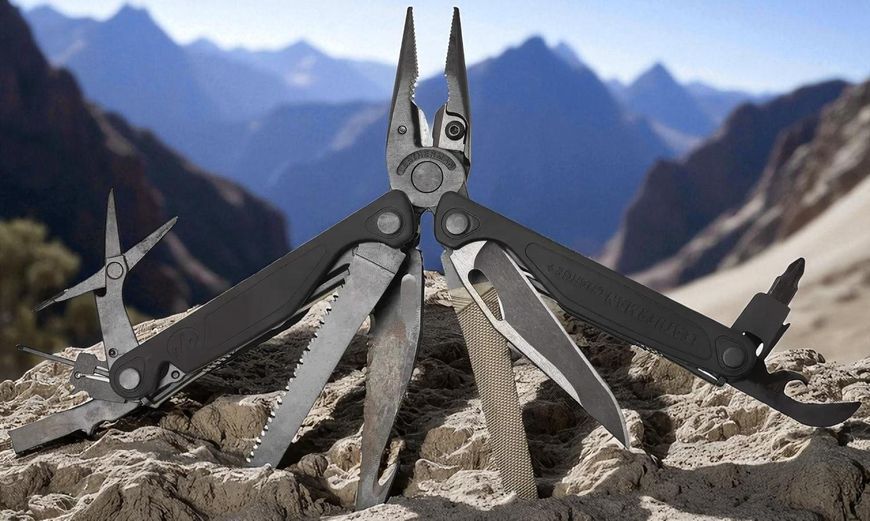 Мультитул Leatherman Charge Plus Чорний (19 інструментів) 4007801 фото