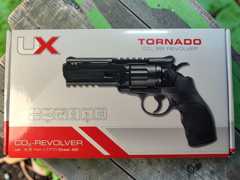 Пневматичний револьвер Umarex UX Tornado + 5 шт СО2 + 500 куль ВВ 1003578-2 фото